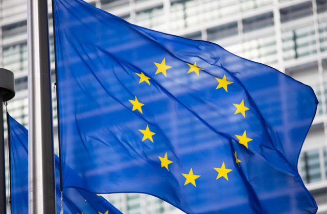ユーロ投資家が7,500億ユーロの復興基金の発表を待つ中、ポンド/ユーロ（GBP/EUR）為替レートは下落