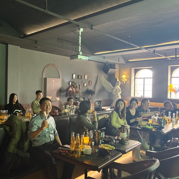 DINSEN 2025 Annual Summary and New Year Outlook Meeting Successfully Held