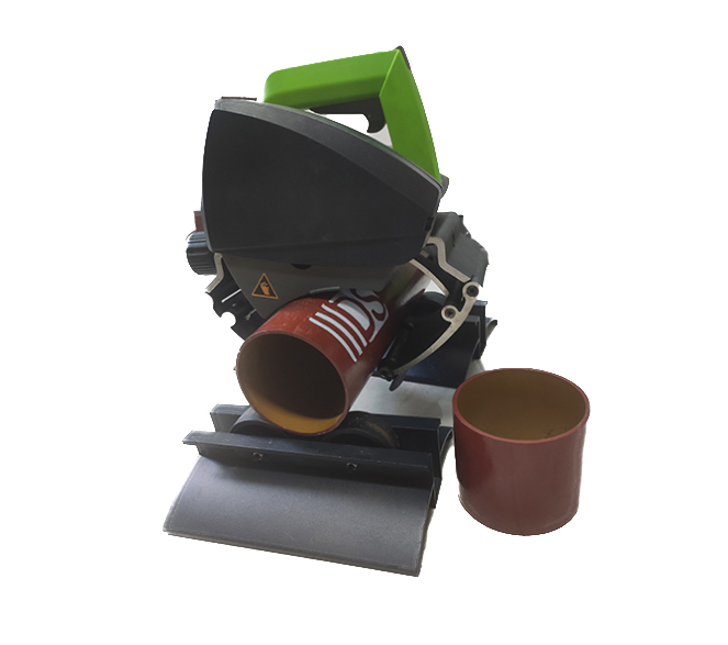 How to Cut Cast Iron Pipe with a Pipe Cutter?